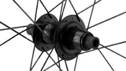 ZIPP 303 Firecrest® Carbon Tubular Disc Center Lock Laufradsatz 13 ZIPP 303 Firecrest® Carbon Tubular Disc Center Lock Laufradsatz -Laufräder Verkäufe 347410
